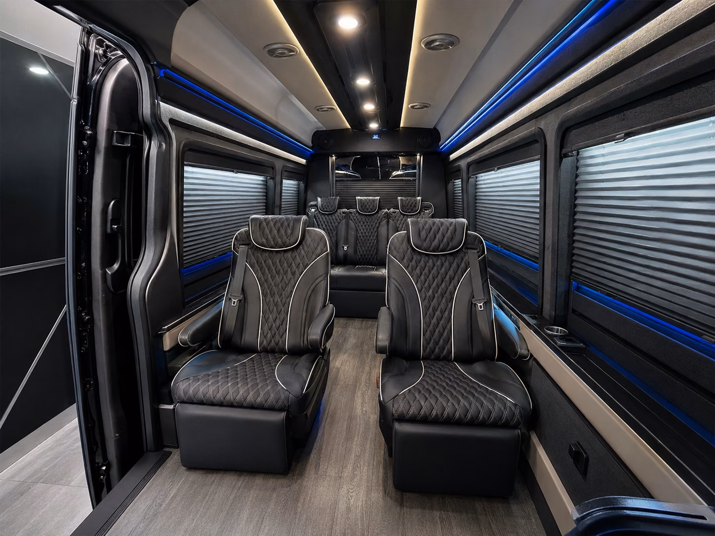 airport employee shuttles between elizabeth and newark liberty international