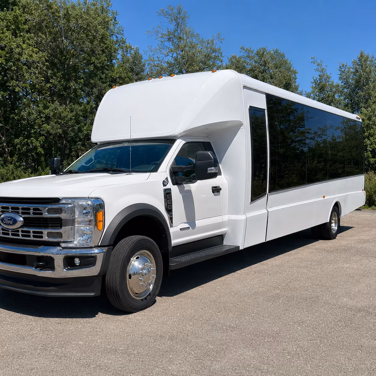 airport transfer buses serving newark liberty and beyond