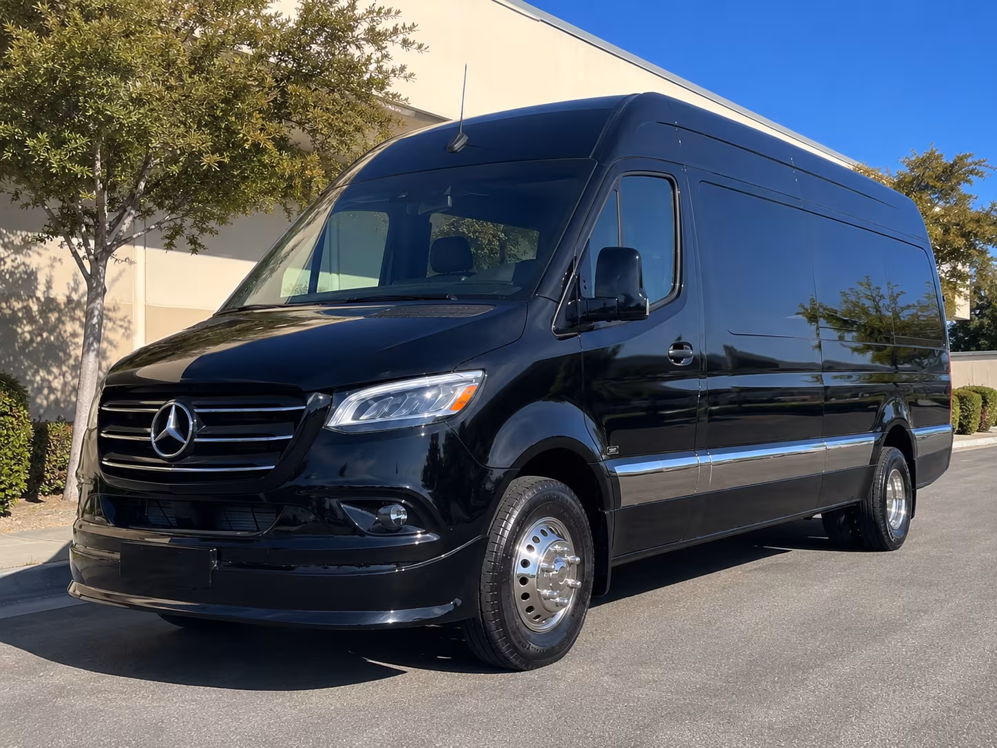 Elizabeth Government & Military Transportation