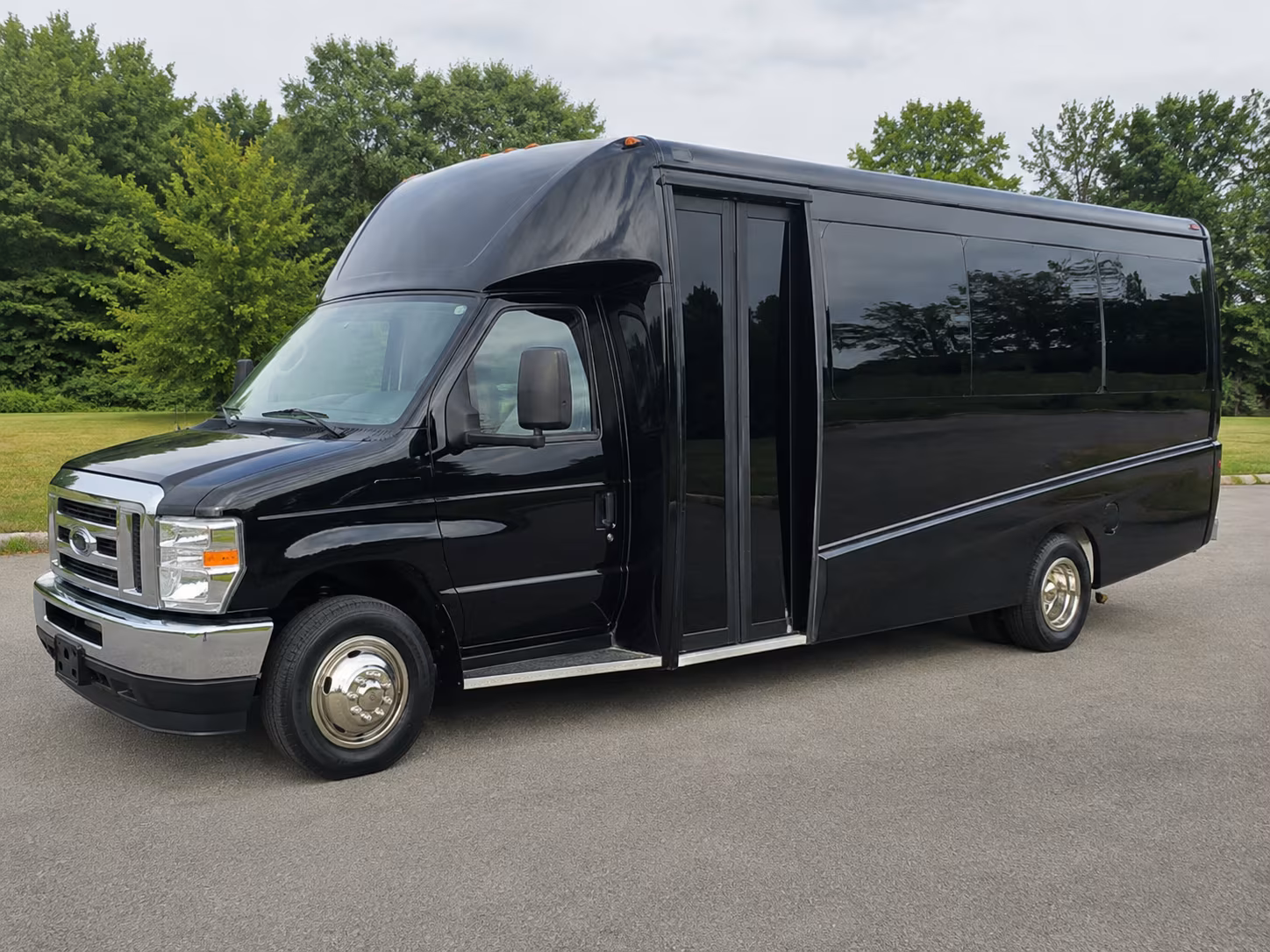 find the perfect transportation for your next sporting event 1