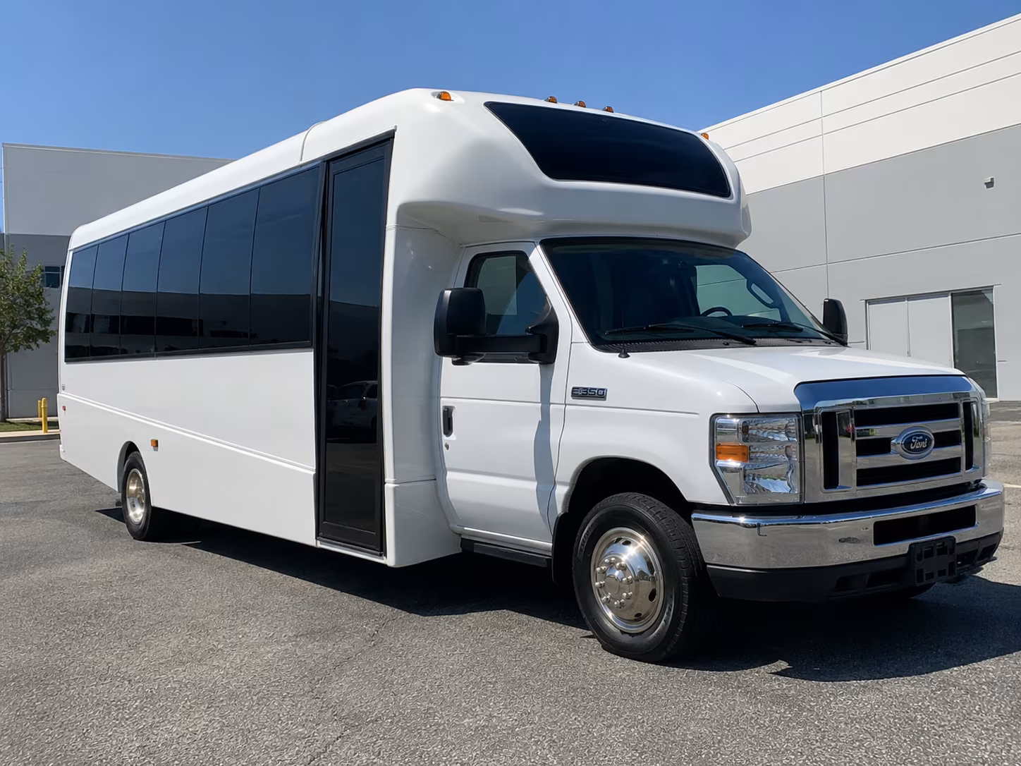 minibuses for liberty science center and newark museum field trips from elizabeth