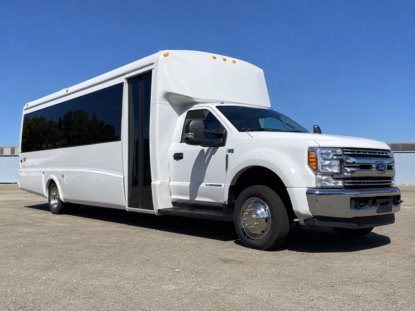 party bus rentals for elizabeth area proms at governor livingston thomas edison and more
