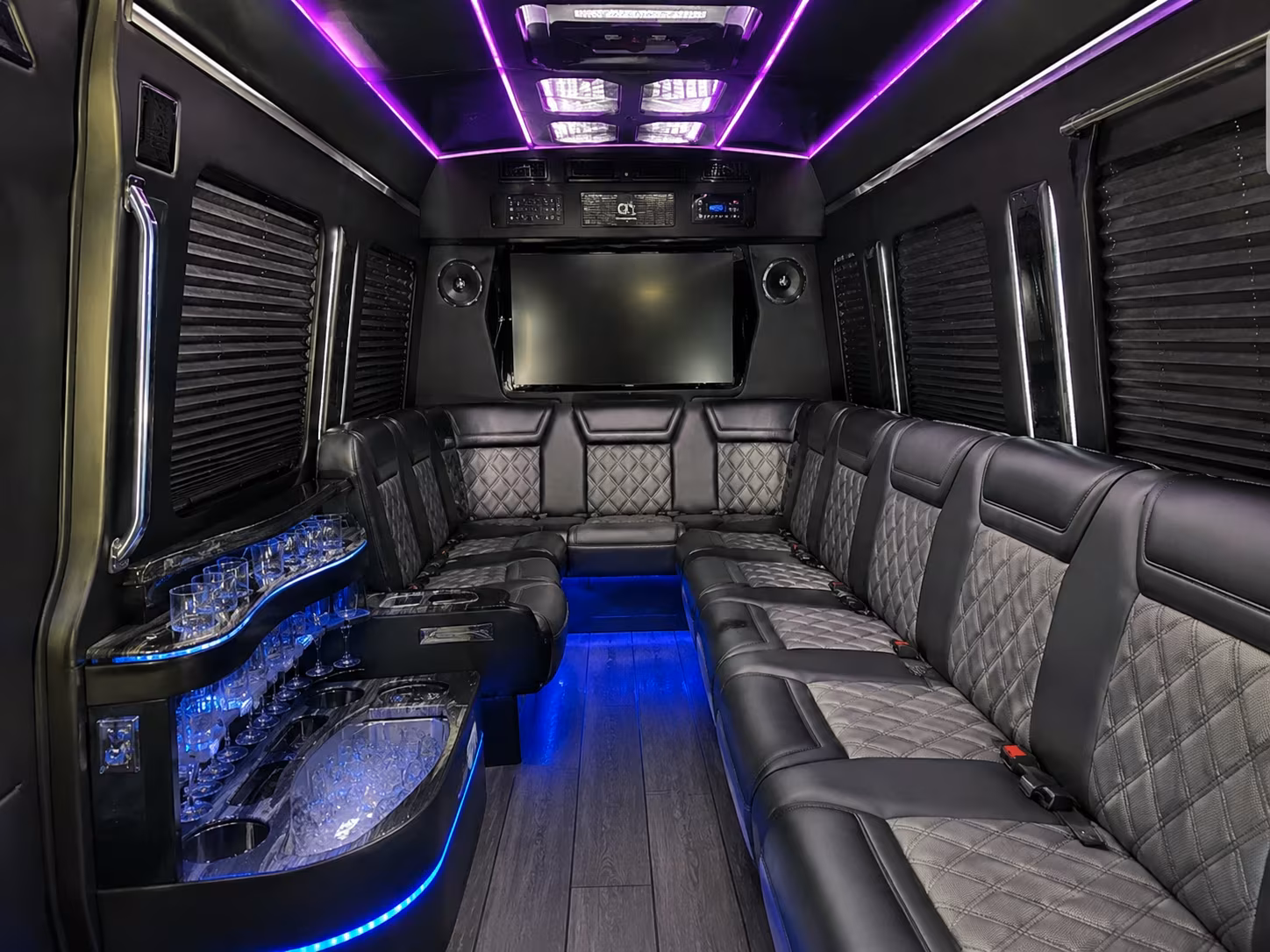 prom buses from elizabeth to venues in jersey city hoboken and along the hudson