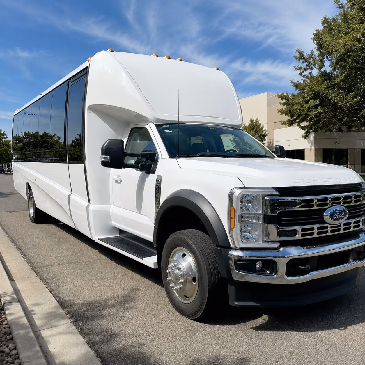 school field trip buses and academic group transportation