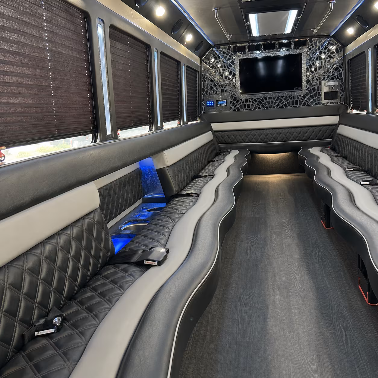 why rent using elizabethcoachbusservice com